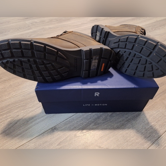 Rockport SS Plain Boots- New in box- Sz 8m - Picture 2 of 5